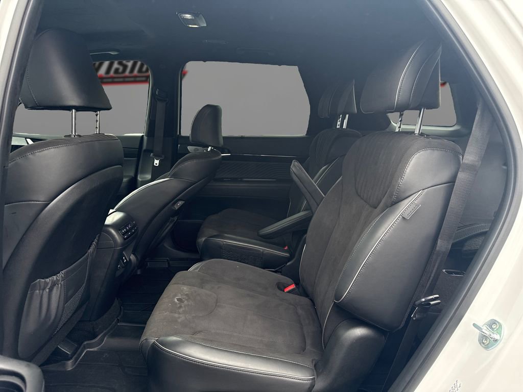 Used 2024 Hyundai Palisade Calligraphy image 10