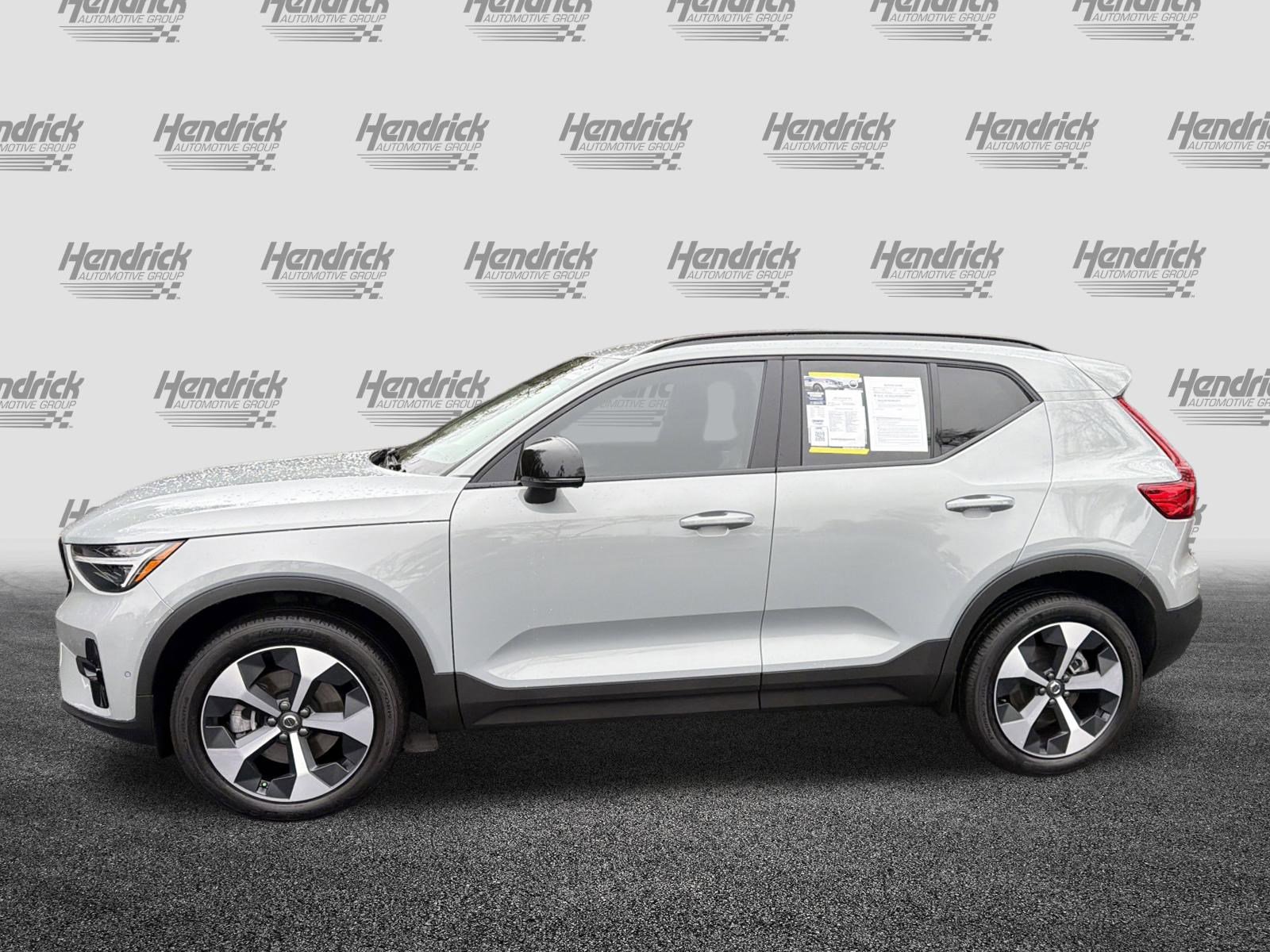 Used 2026 Volvo XC40 B5 Plus w/ Protection Package Premier image 7