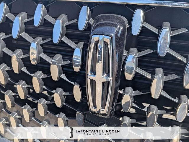 Certified 2023 Lincoln Corsair Reserve w/ Equipment Group 201A AWD/4WD image 9