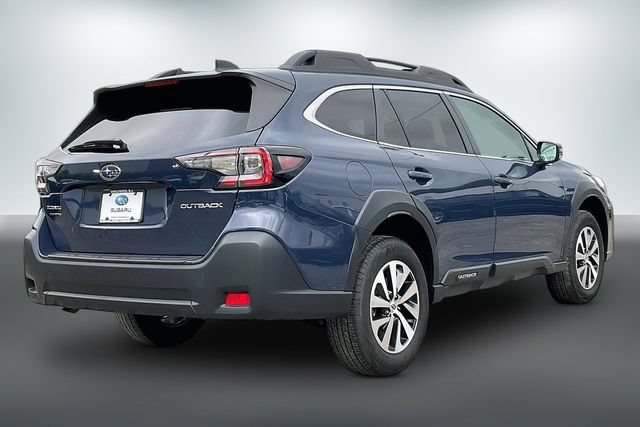 Used 2024 Subaru Outback Premium AWD/4WD image 13