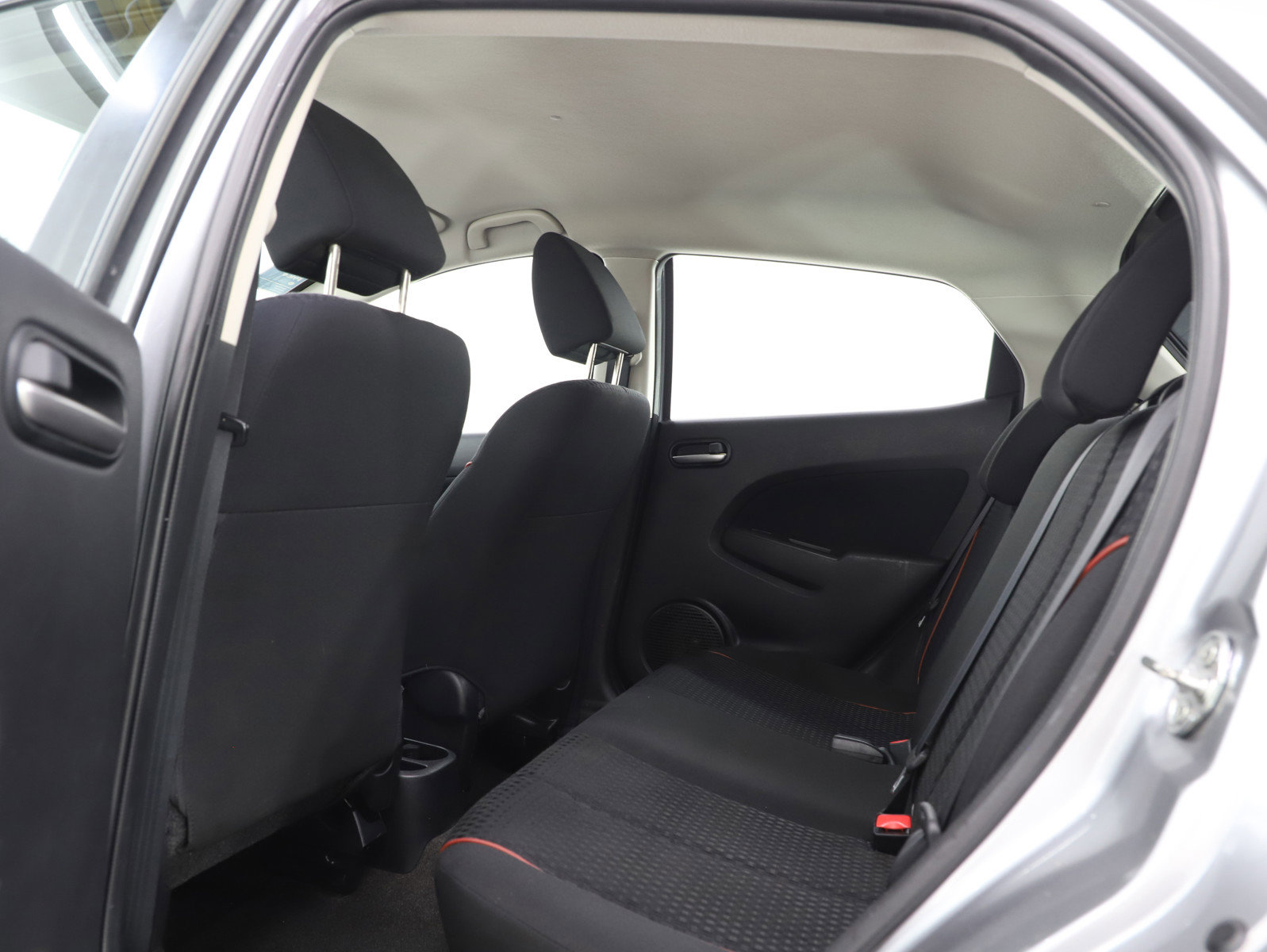 Used 2012 MAZDA MAZDA2 Touring image 17