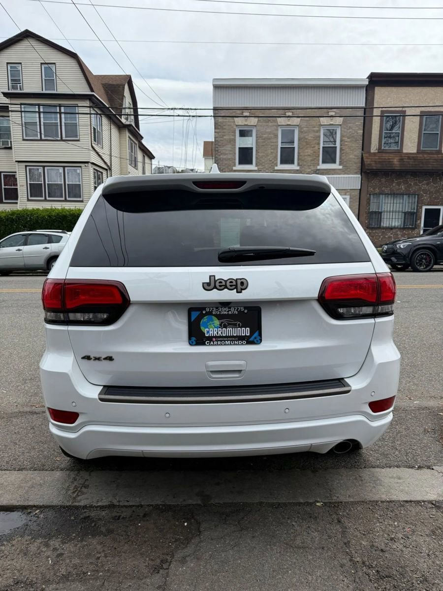 Used 2016 Jeep Grand Cherokee Limited 75th Anniversary AWD/4WD image 2