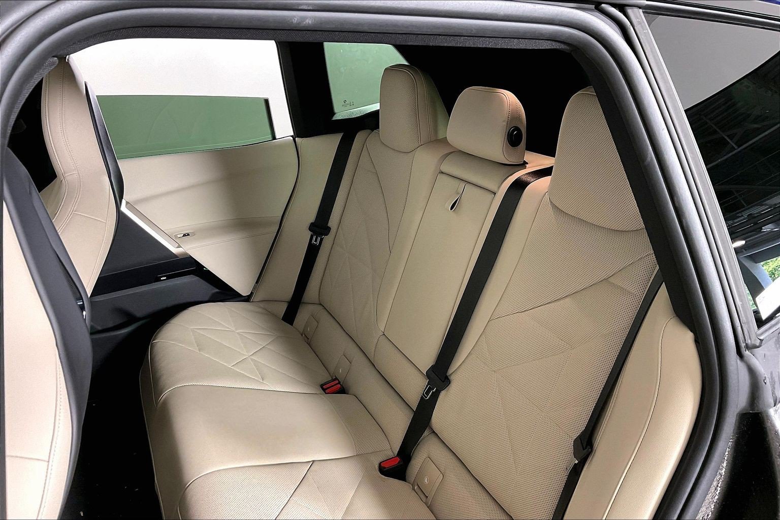 Certified 2024 BMW iX M60 AWD/4WD image 8