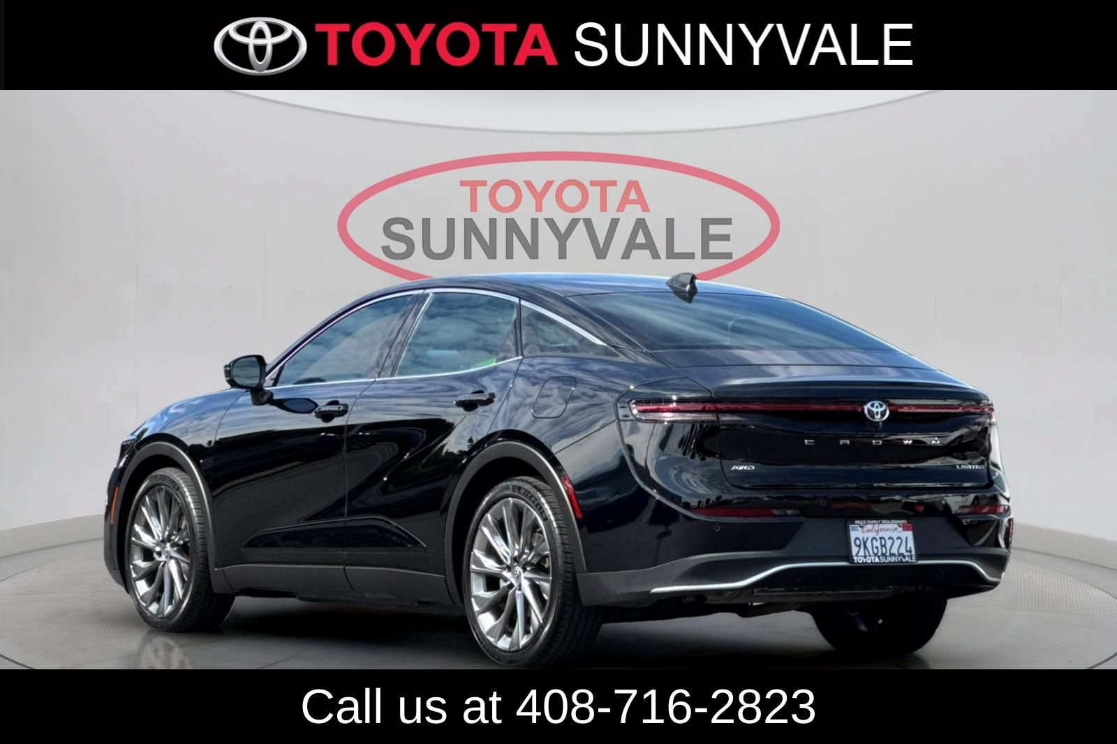 Used 2023 Toyota Crown w/ Advanced Technology Package AWD/4WD image 7