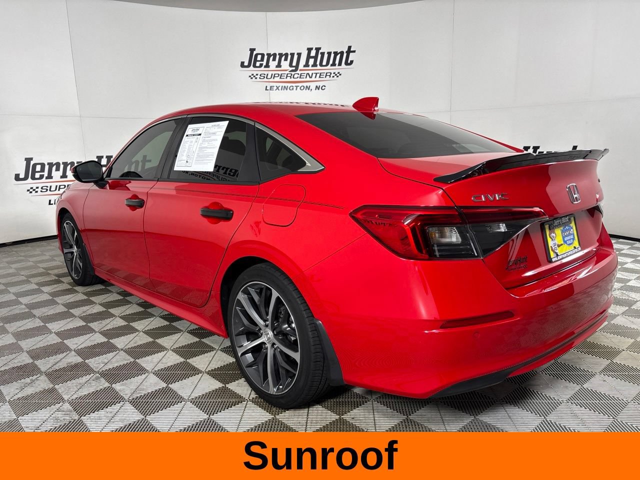 Used 2024 Honda Civic Touring image 8
