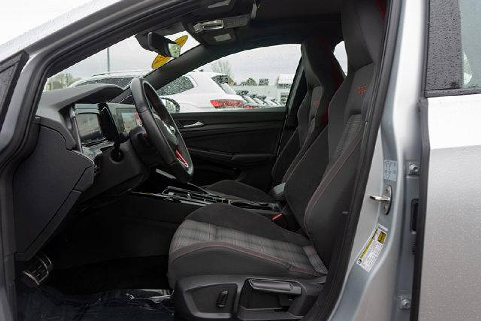 Certified 2023 Volkswagen GTI SE FWD image 12