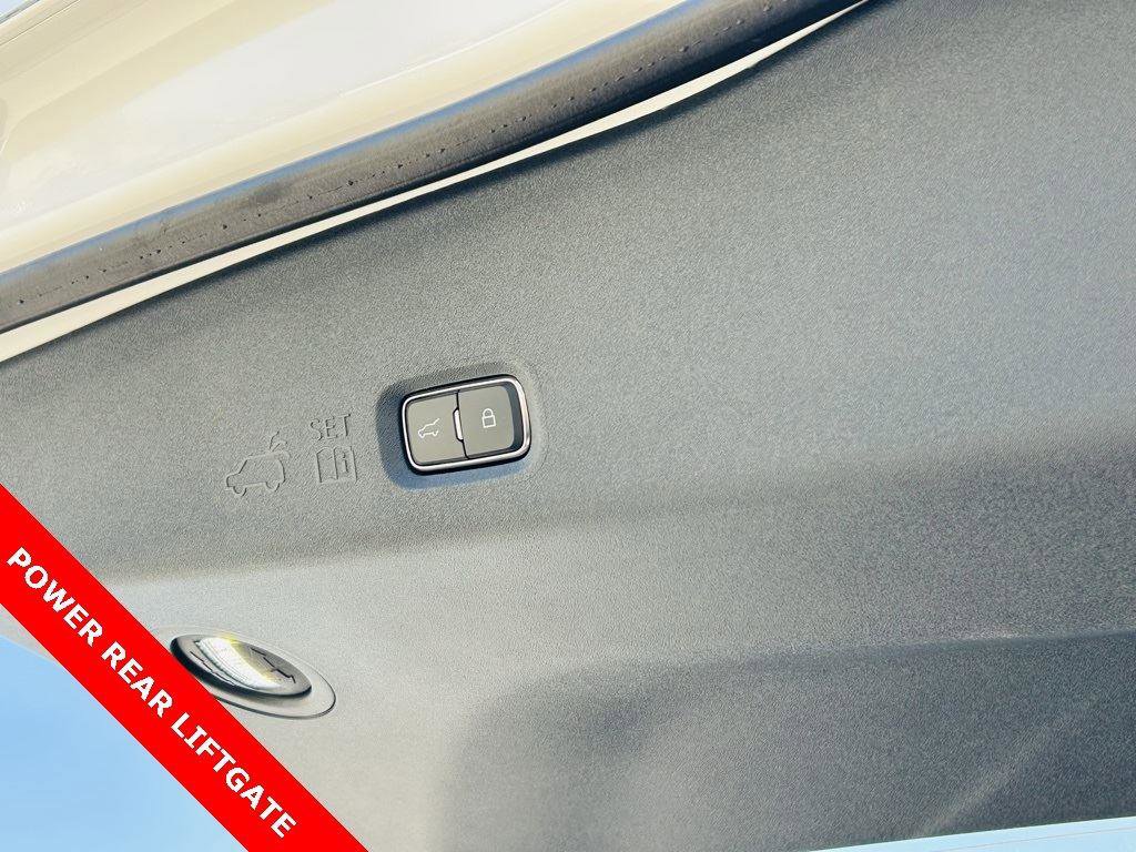 New 2025 Lincoln Navigator Reserve w/ Jet Appearance Package image 18