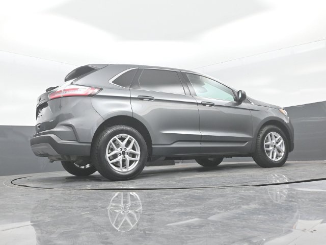 Certified 2024 Ford Edge SEL w/ Convenience Package AWD/4WD image 22