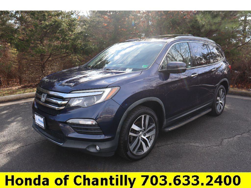 Used 2017 Honda Pilot Touring video 3