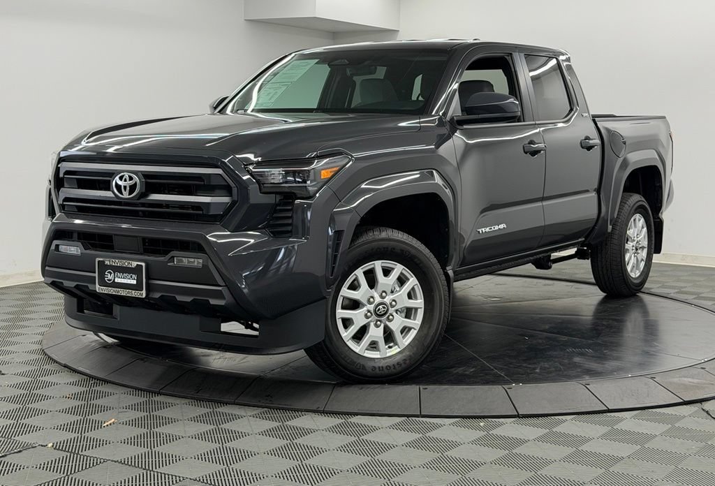 Used 2026 Toyota Tacoma SR5 AWD/4WD image 3