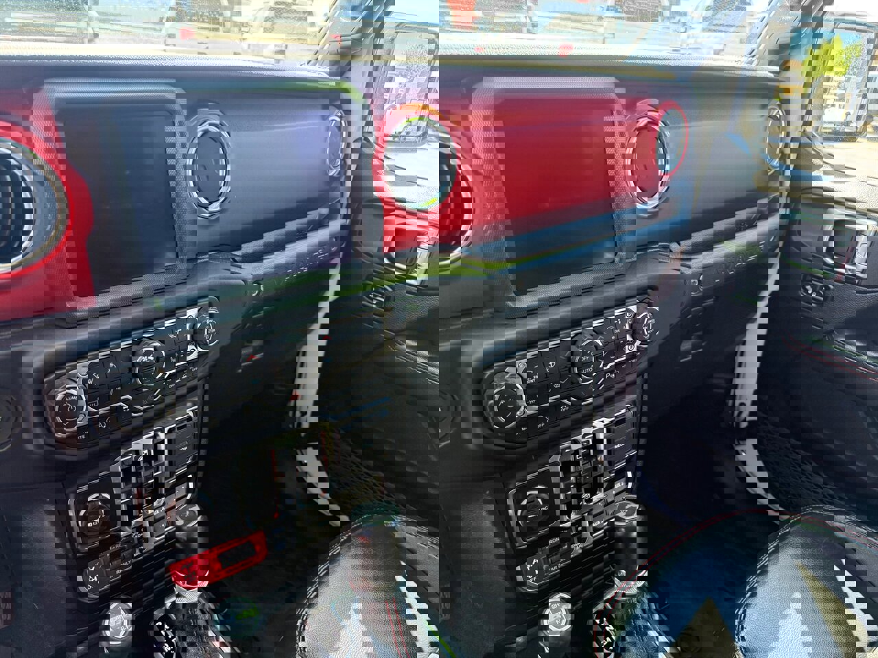 Used 2021 Jeep Wrangler Unlimited Rubicon image 10