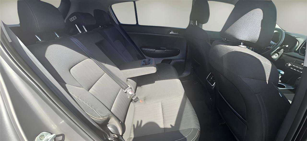 Used 2017 Kia Sportage LX FWD image 21