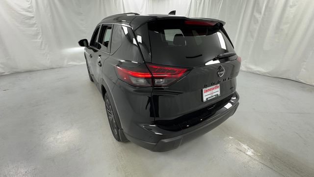 New 2026 Nissan Rogue SV AWD/4WD image 5