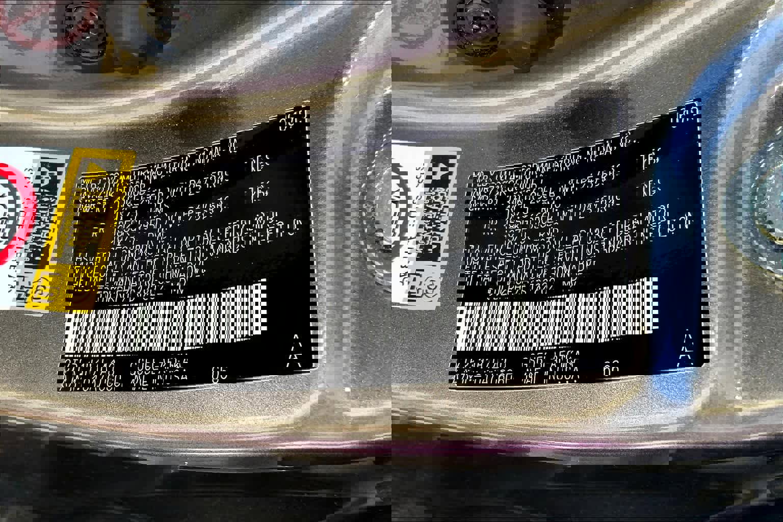 Used 2015 Toyota Highlander Limited w/ Driver Technology Package image 32