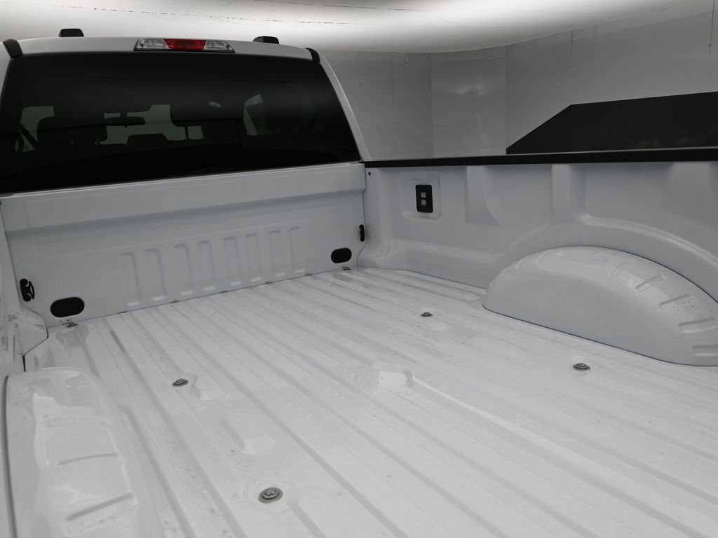 New 2026 Ford F350 XLT RWD image 21