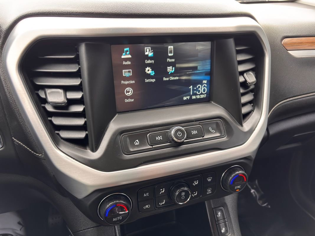 Used 2017 GMC Acadia SLE AWD/4WD image 26