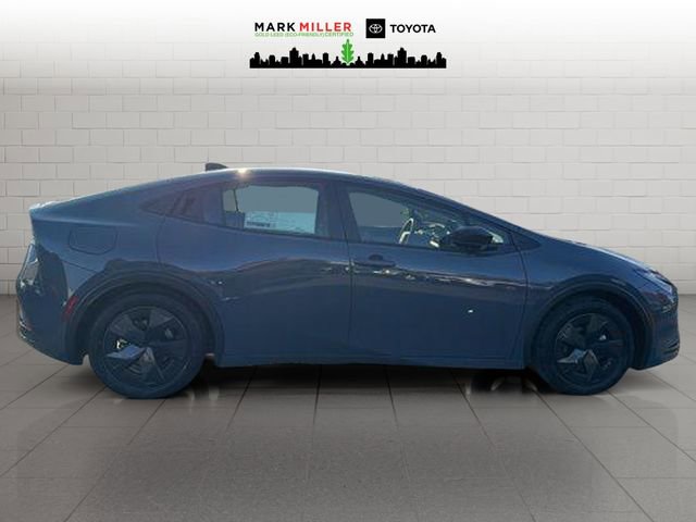 New 2026 Toyota Prius Plug-In Hybrid FWD image 6