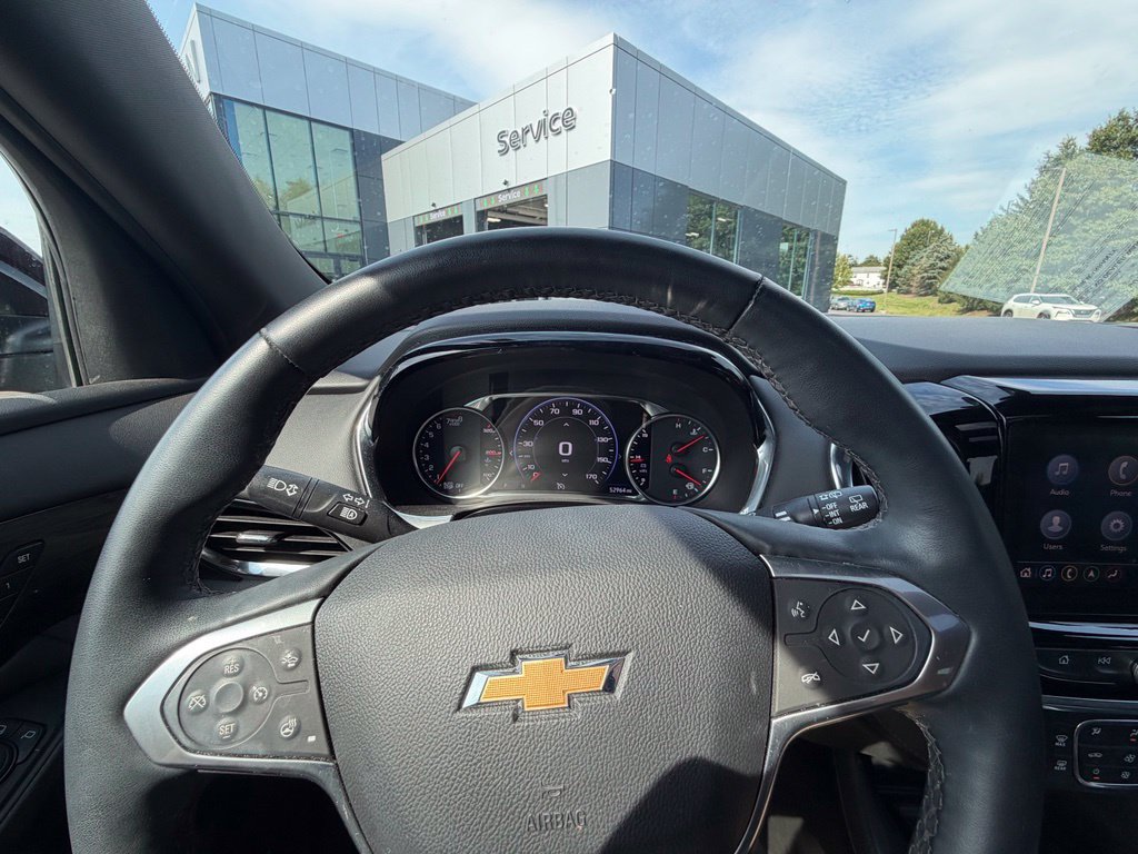 Used 2023 Chevrolet Traverse High Country AWD/4WD image 9