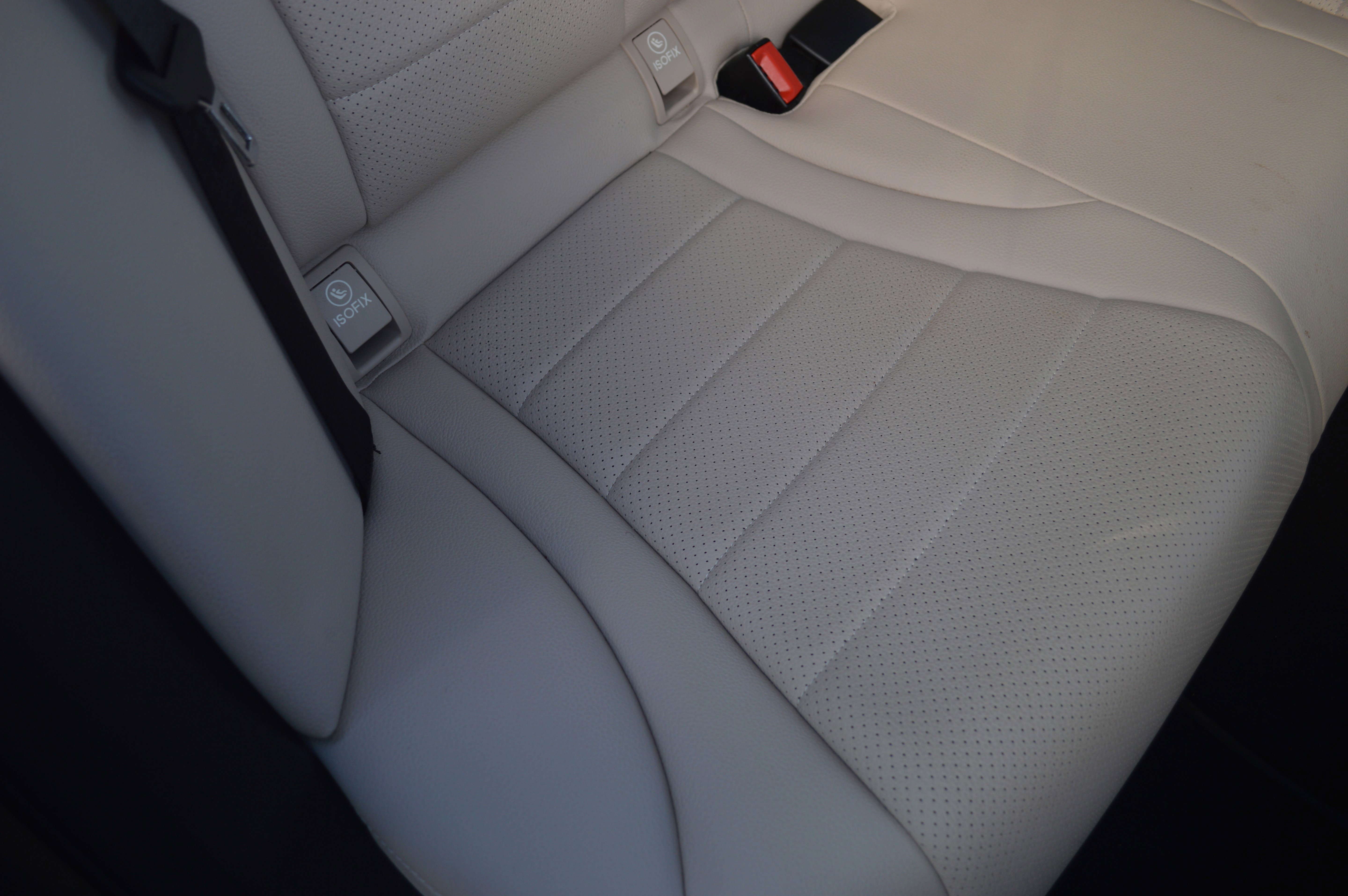 Used 2018 Mercedes-Benz C 300 Sedan image 35