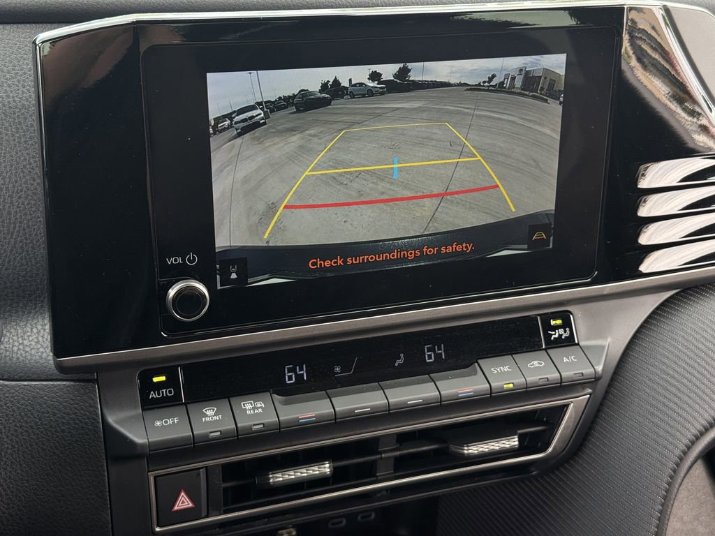 Used 2025 Toyota Camry SE FWD image 19