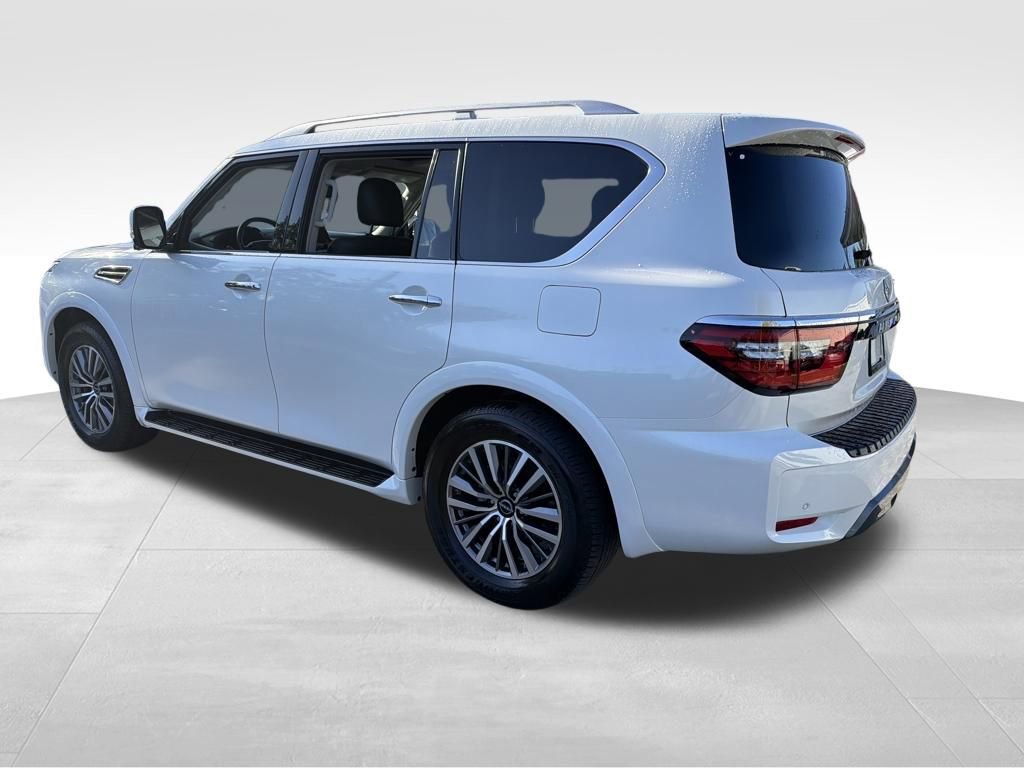 Used 2024 Nissan Armada SL w/ Captain's Chairs Package RWD image 5