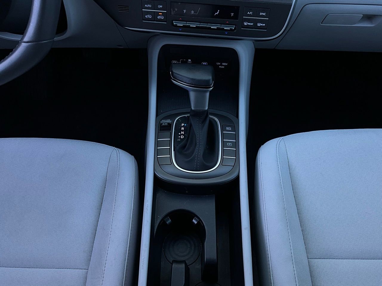 Used 2025 Hyundai Kona SEL image 15