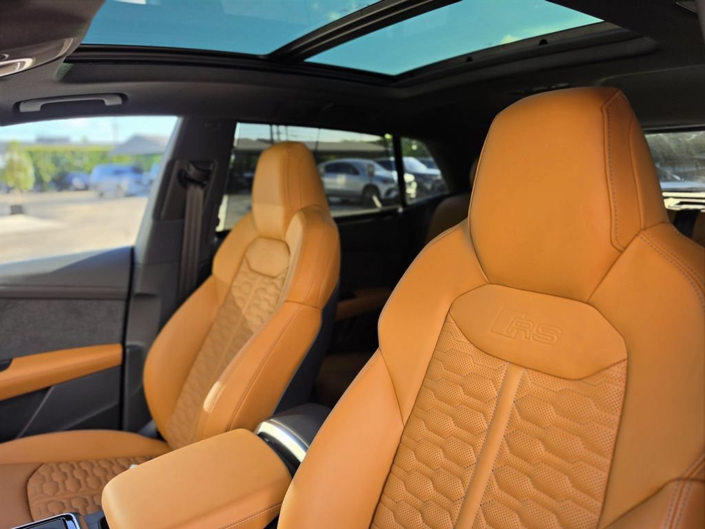 Used 2025 Audi RS Q8 performance AWD/4WD image 19