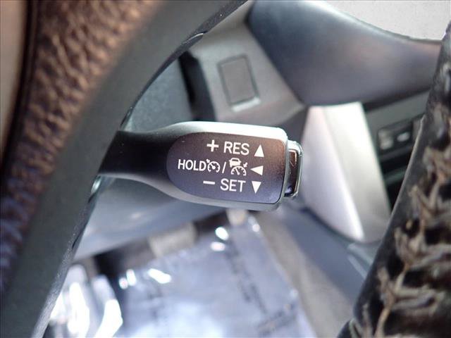 Certified 2018 Toyota RAV4 XLE AWD/4WD image 17