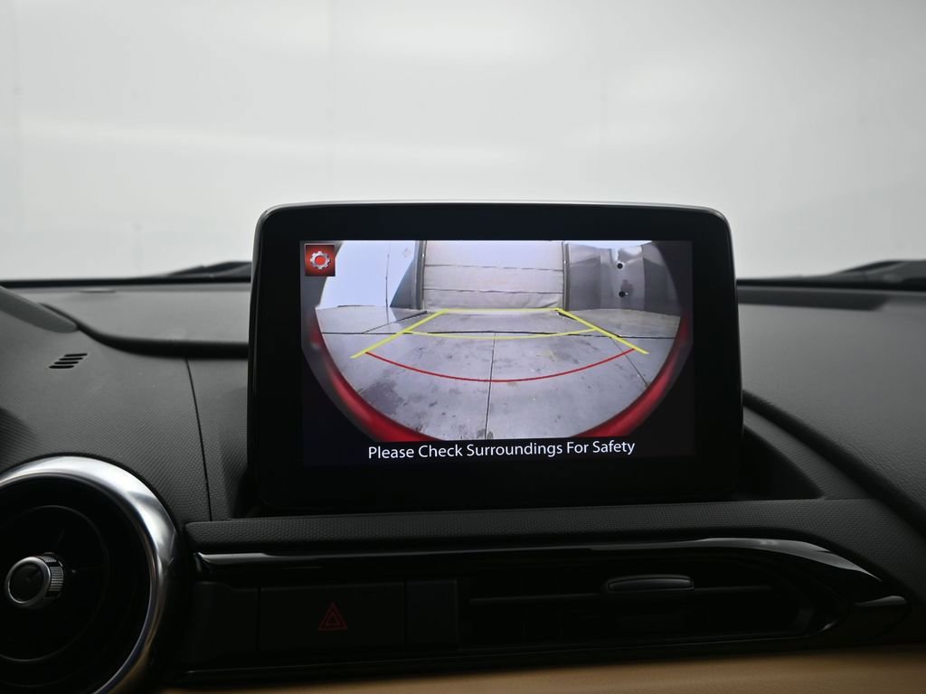 Used 2019 MAZDA MX-5 Miata RF Grand Touring RWD image 11