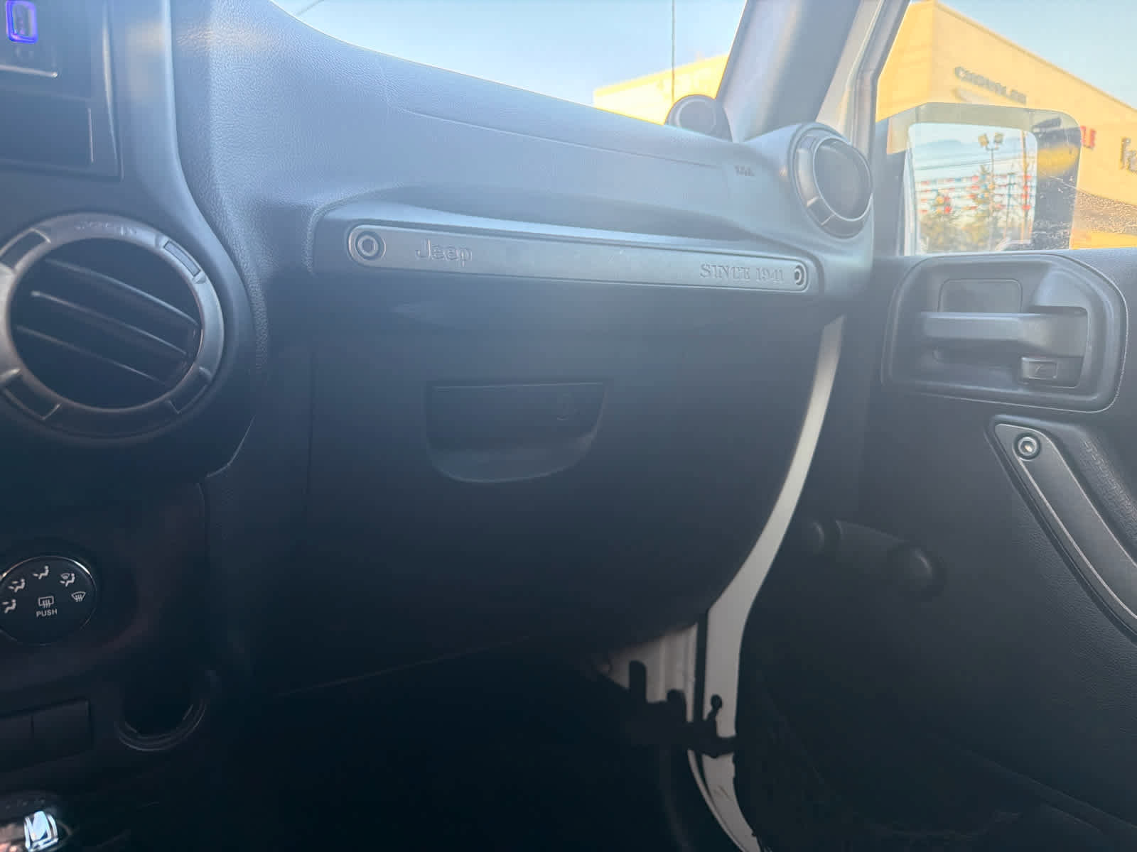 Used 2014 Jeep Wrangler Unlimited Sport w/ Connectivity Group image 26