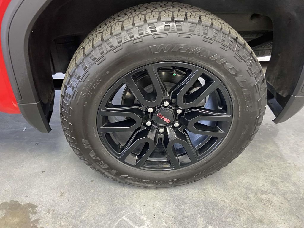 Used 2024 GMC Sierra 1500 Elevation image 10