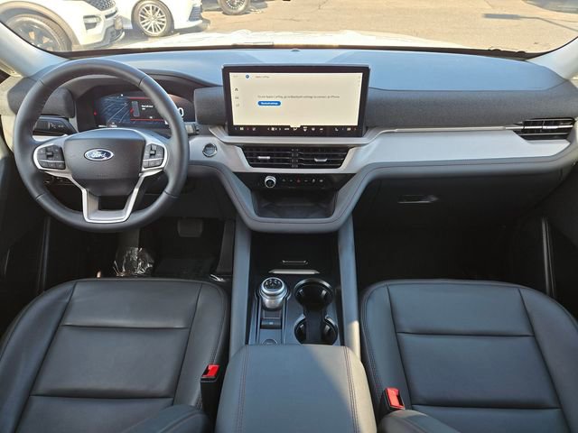 Certified 2025 Ford Explorer Active w/ Active Comfort Package AWD/4WD image 9