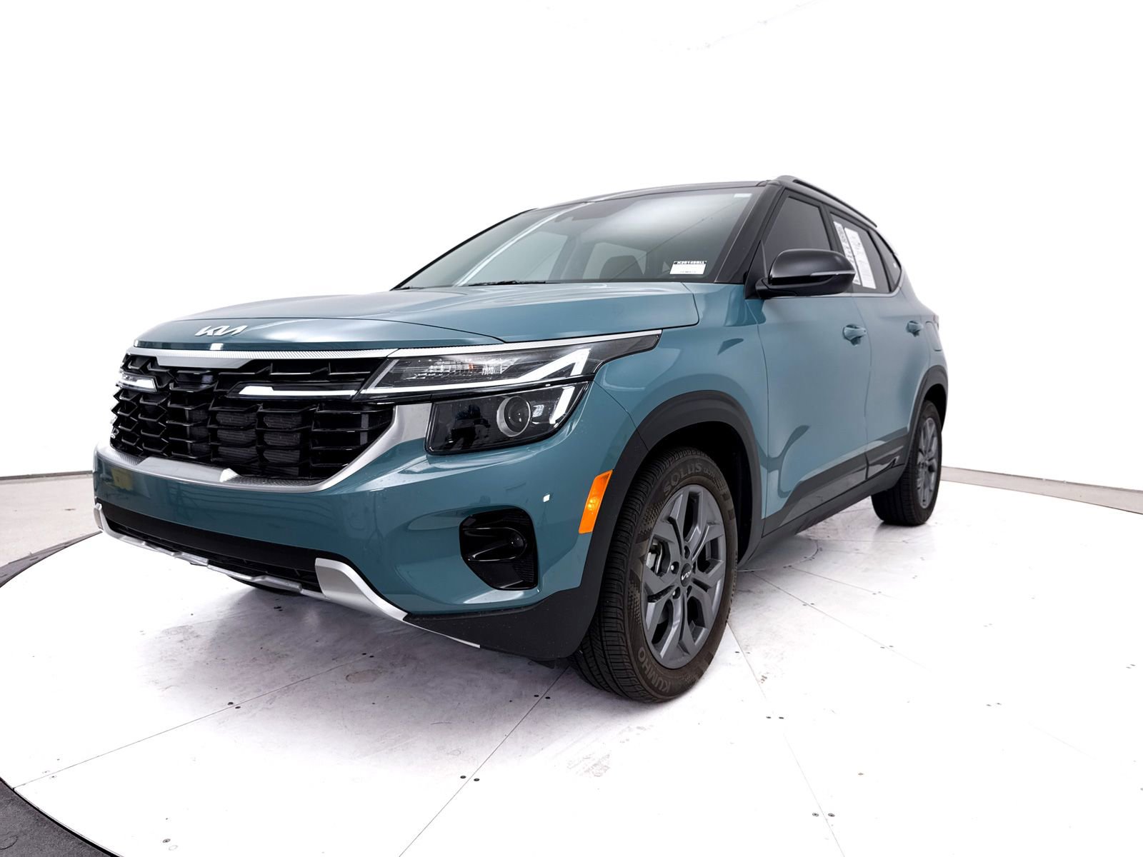 Certified 2024 Kia Seltos S FWD image 14