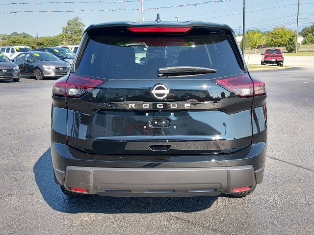 Certified 2026 Nissan Rogue S FWD image 4