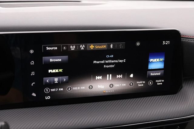 Certified 2025 Nissan Kicks SR FWD image 15