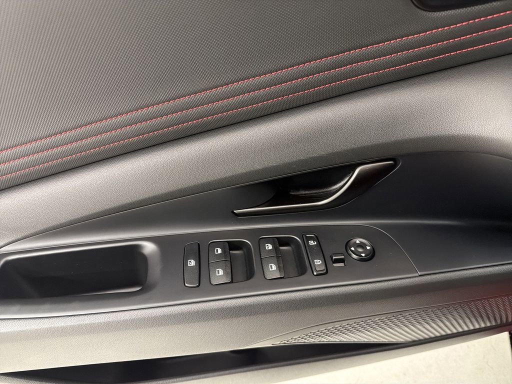 Used 2025 Hyundai Elantra N Line image 21