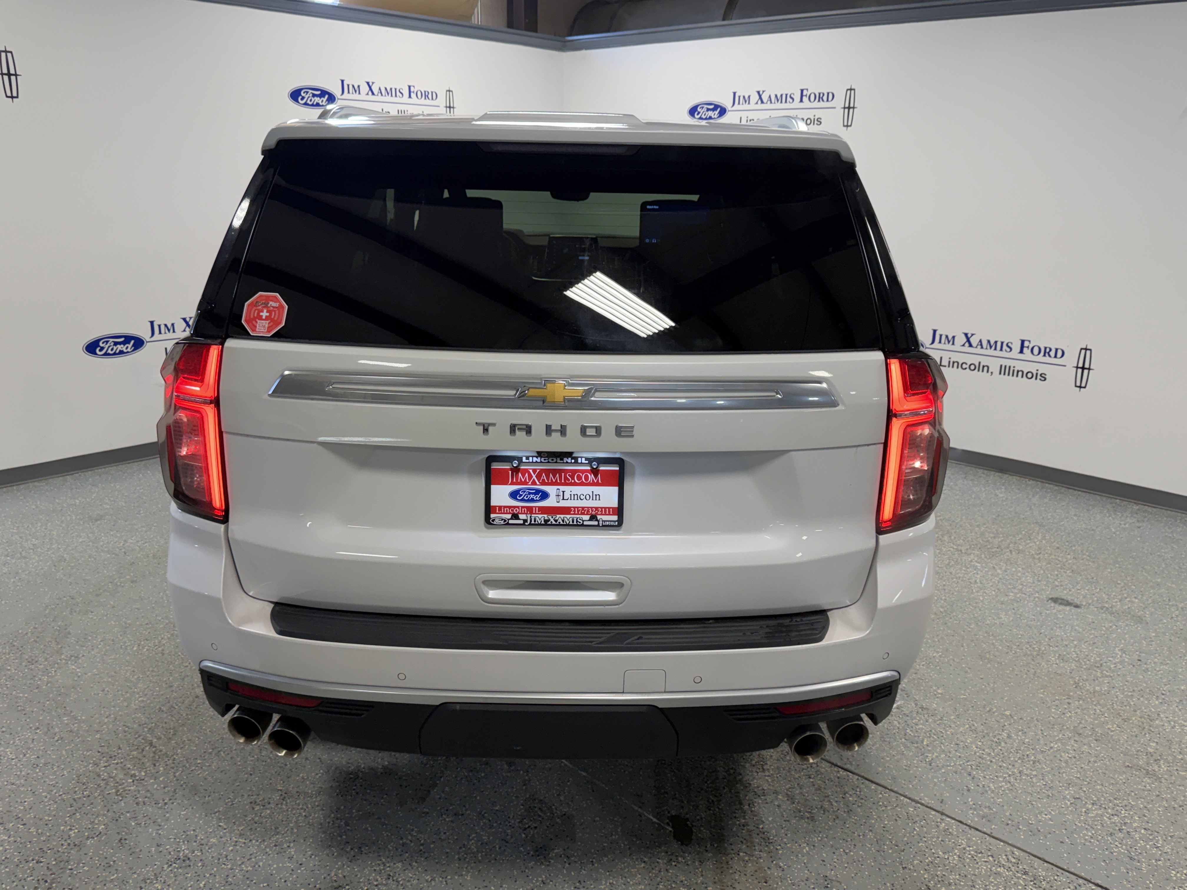 Used 2024 Chevrolet Tahoe High Country image 5