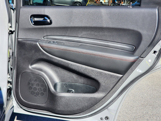 Used 2025 Dodge Durango R/T image 30