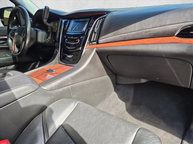 Used 2015 Cadillac Escalade Premium AWD/4WD image 24