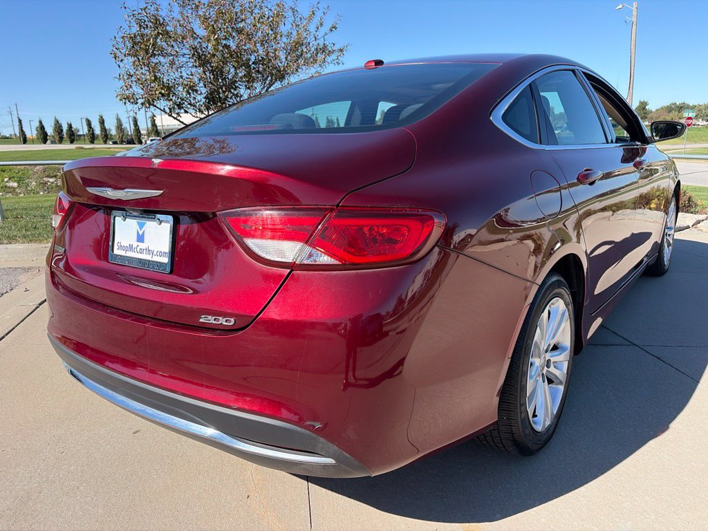 Used 2015 Chrysler 200 Limited w/ Convenience Group FWD image 15