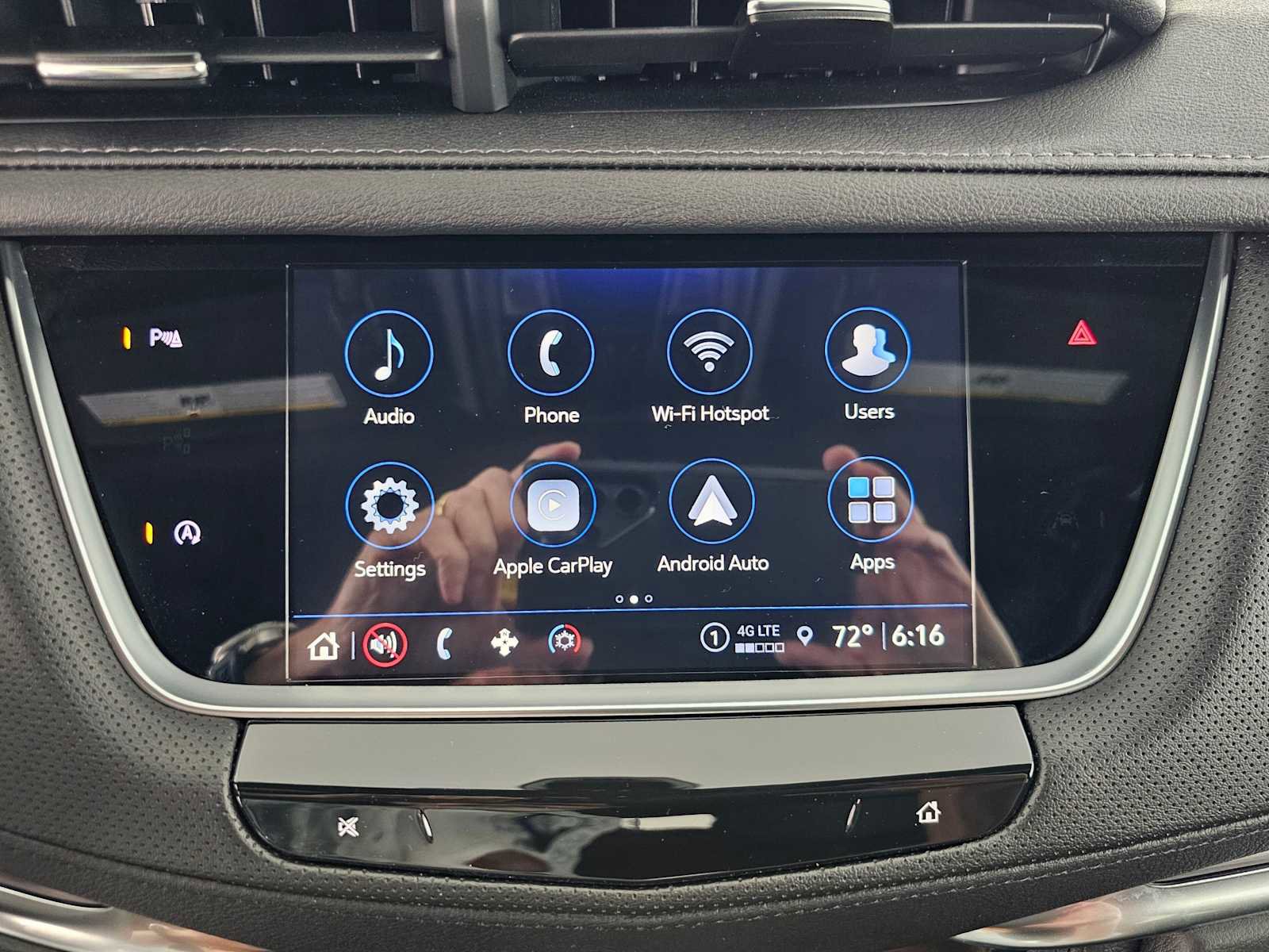 Used 2026 Cadillac XT5 Luxury w/ LPO, Floor Liner Package FWD image 24