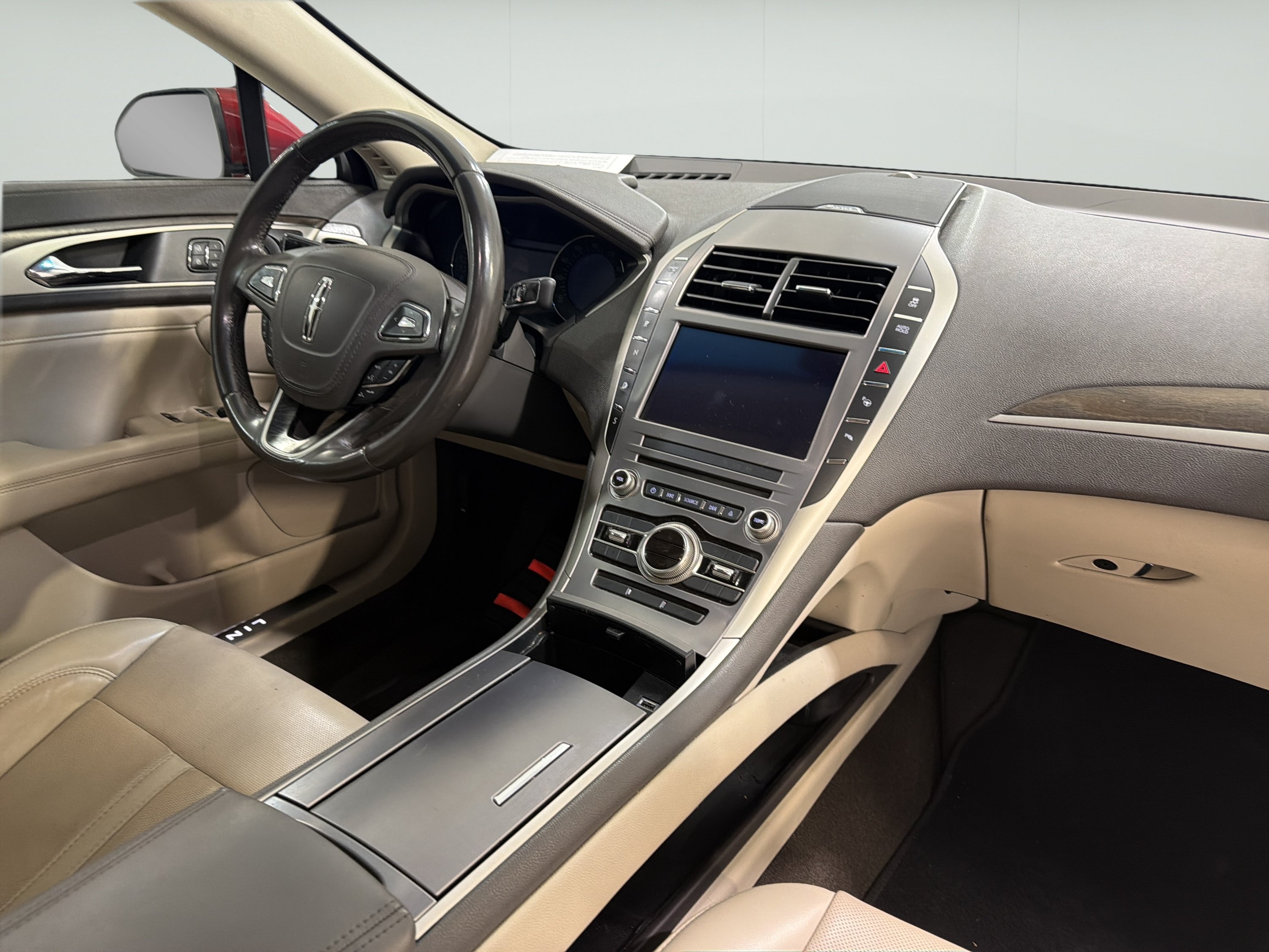 Used 2020 Lincoln MKZ Reserve AWD/4WD image 13
