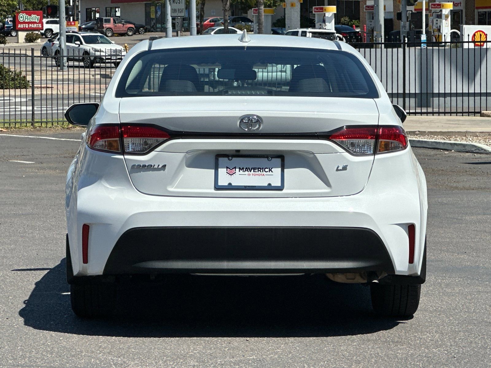 Used 2025 Toyota Corolla LE FWD image 4