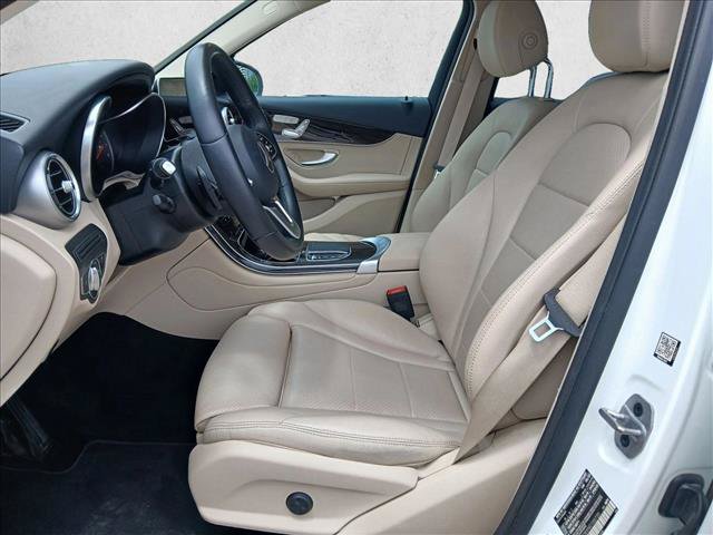 Certified 2022 Mercedes-Benz GLC 300 image 15