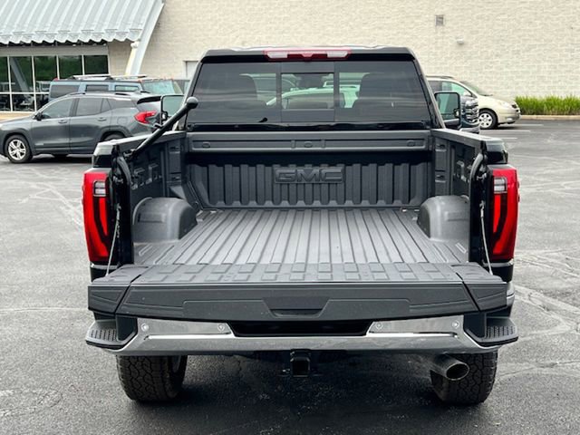 New 2025 GMC Sierra 2500 SLT w/ SLT Premium Package image 40