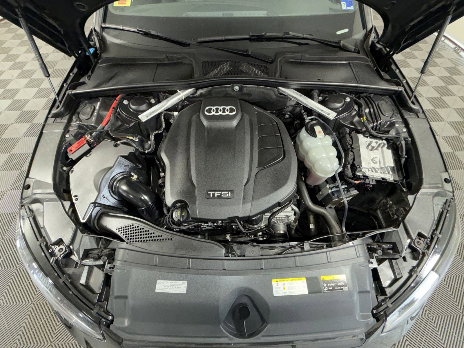 Used 2020 Audi A4 2.0T Premium image 28