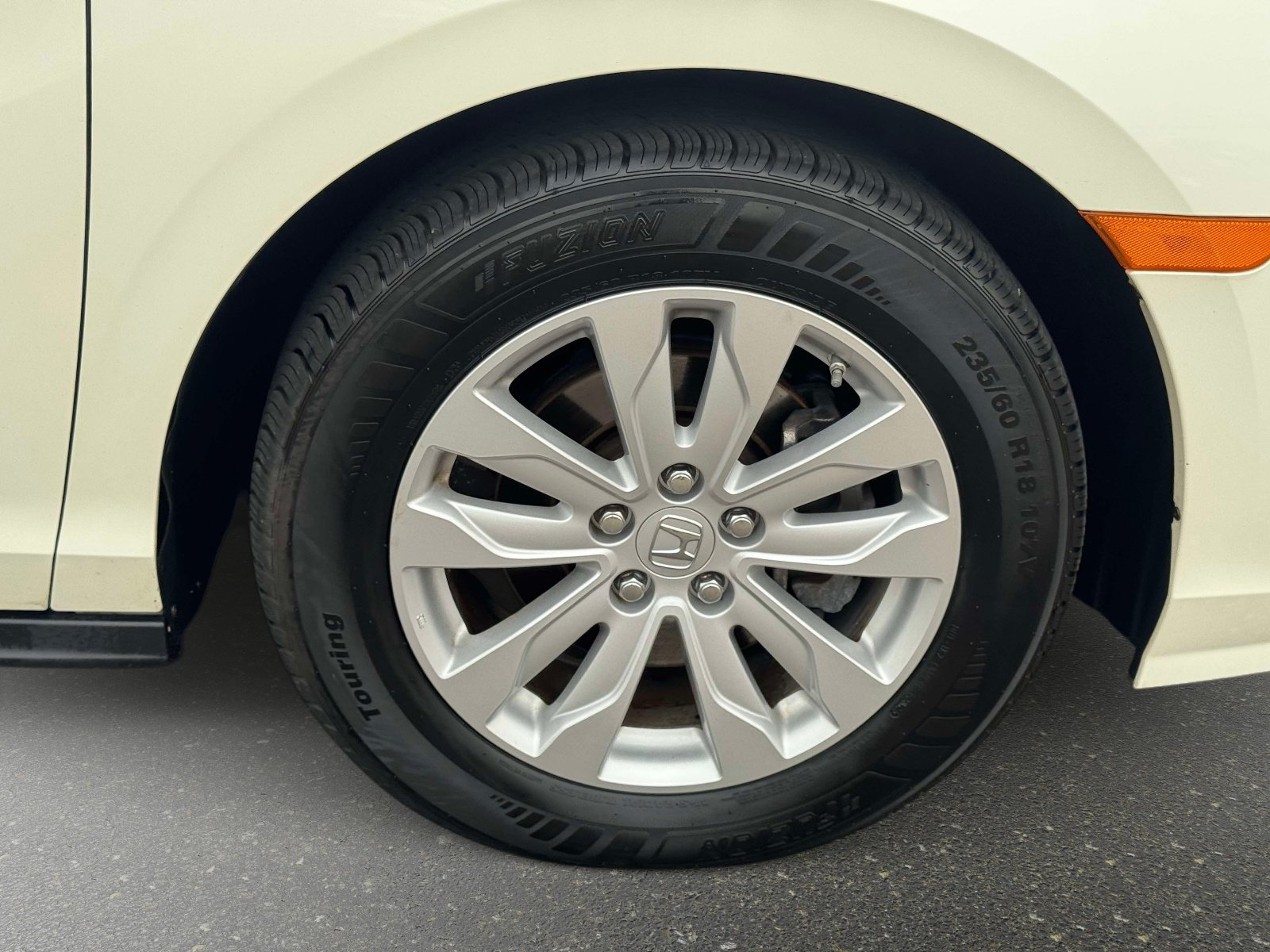 Used 2019 Honda Odyssey LX image 8