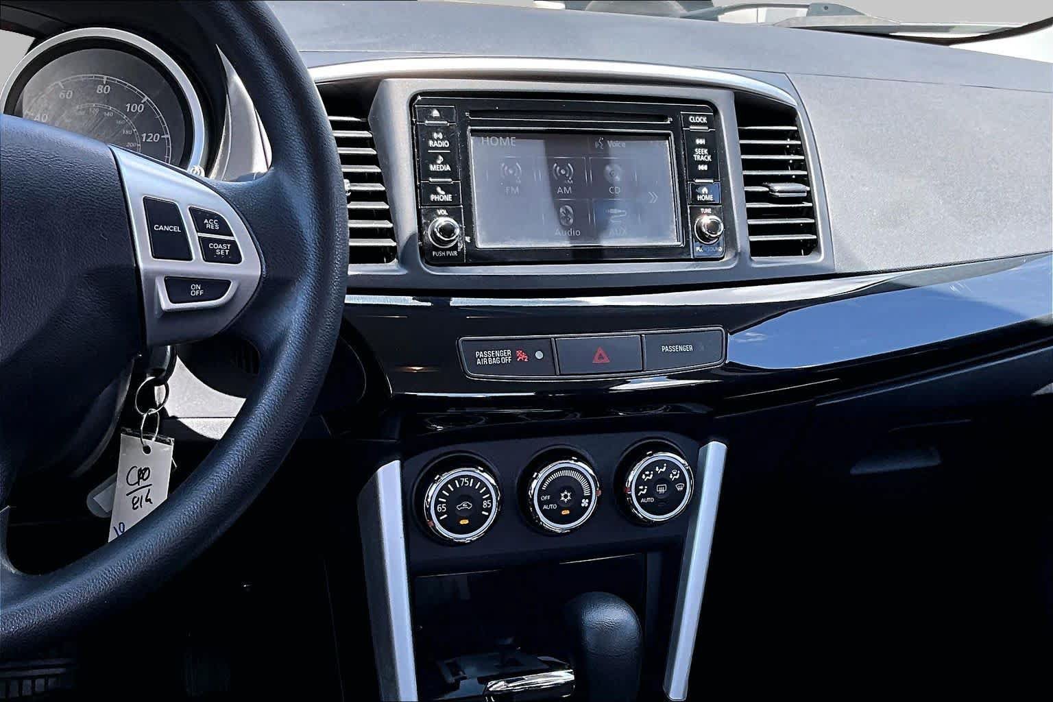 Used 2017 Mitsubishi Lancer ES FWD image 9