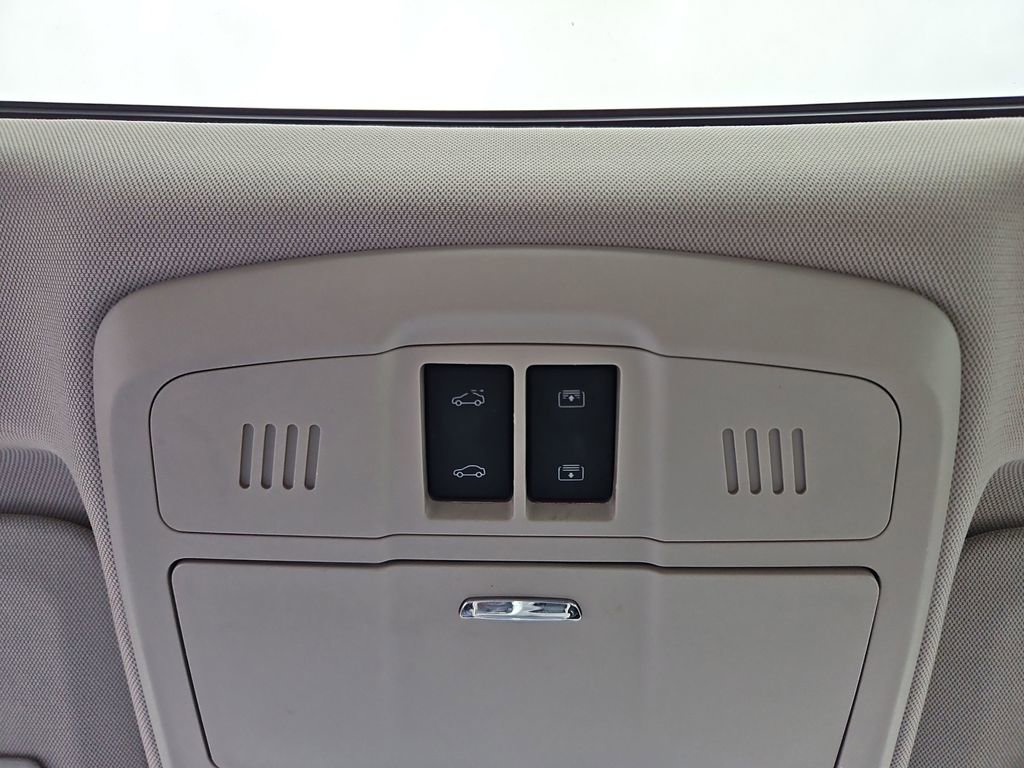 Used 2019 Buick Envision Essence image 21