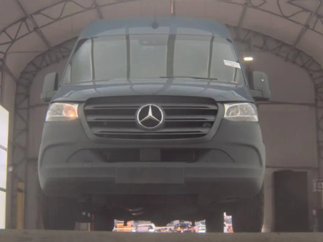 Used 2021 Mercedes-Benz Sprinter 2500 image 7